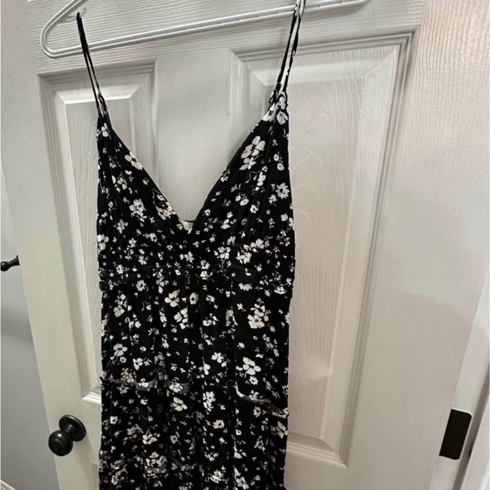 Floral Black and White Tank Top